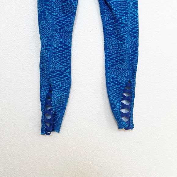 Lululemon- Pure Practice Leggings In Samba Snake- 4 - Picture 4 of 8